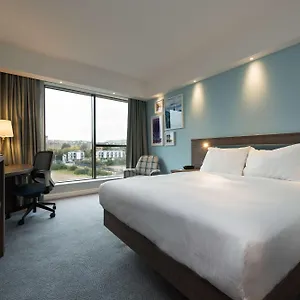 3* Отель Hampton By Hilton West End